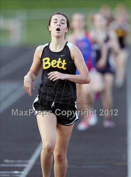 Thumbnail 3 in Iowa City Sherwood Relays (Hurdles/Running Events) photogallery.