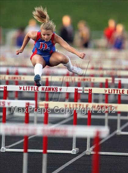 Thumbnail 3 in Iowa City Sherwood Relays (Hurdles/Running Events) photogallery.