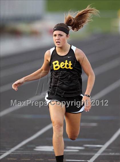 Thumbnail 3 in Iowa City Sherwood Relays (Hurdles/Running Events) photogallery.
