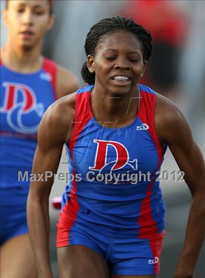 Thumbnail 1 in Iowa City Sherwood Relays (Hurdles/Running Events) photogallery.