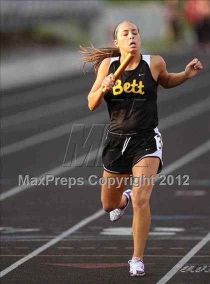 Thumbnail 2 in Iowa City Sherwood Relays (Hurdles/Running Events) photogallery.