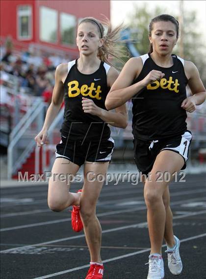 Thumbnail 2 in Iowa City Sherwood Relays (Hurdles/Running Events) photogallery.