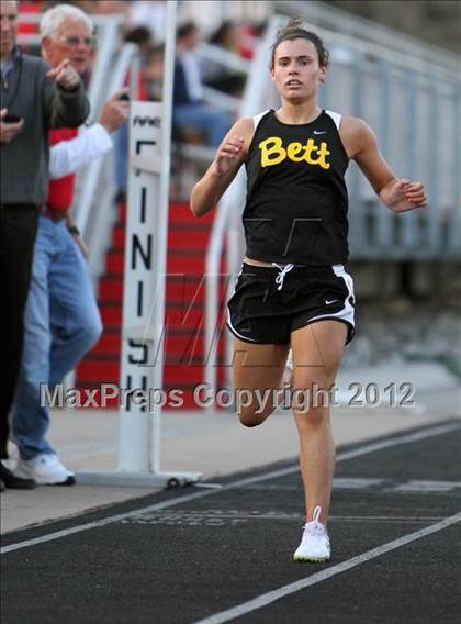 Thumbnail 1 in Iowa City Sherwood Relays (Hurdles/Running Events) photogallery.