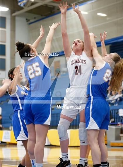 Thumbnail 3 in San Juan vs. Grantsville (UHSAA 3A Quarterfinal) photogallery.
