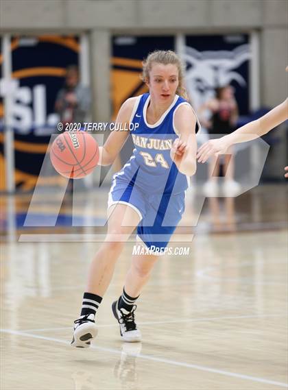 Thumbnail 3 in San Juan vs. Grantsville (UHSAA 3A Quarterfinal) photogallery.