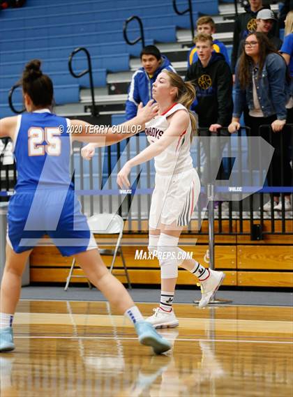 Thumbnail 1 in San Juan vs. Grantsville (UHSAA 3A Quarterfinal) photogallery.