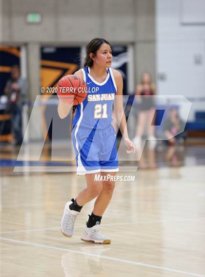 Thumbnail 1 in San Juan vs. Grantsville (UHSAA 3A Quarterfinal) photogallery.