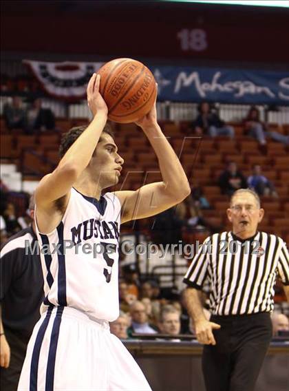 Thumbnail 3 in Capital Prep vs. Immaculate (CIAC Class S Final) photogallery.