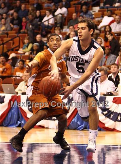 Thumbnail 1 in Capital Prep vs. Immaculate (CIAC Class S Final) photogallery.