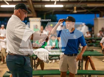 Thumbnail 1 in UIL 3A Boys Golf Awards photogallery.