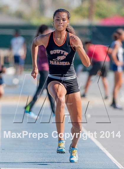 Thumbnail 1 in CIF SS Track and Field Masters Meet (Girls Events) photogallery.