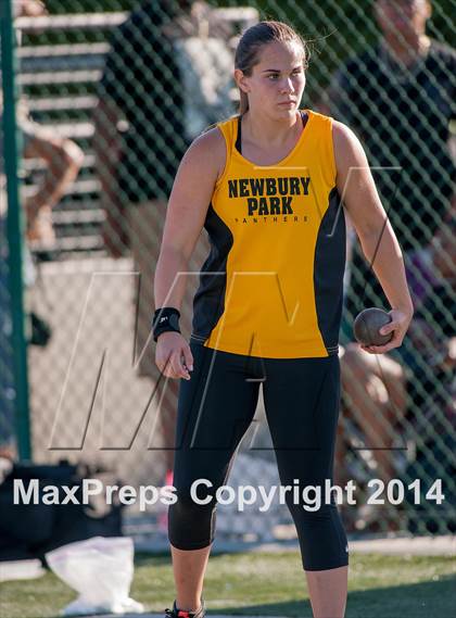 Thumbnail 1 in CIF SS Track and Field Masters Meet (Girls Events) photogallery.