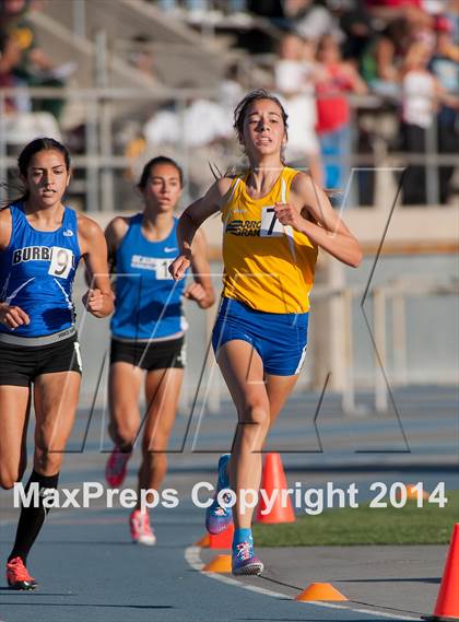 Thumbnail 1 in CIF SS Track and Field Masters Meet (Girls Events) photogallery.