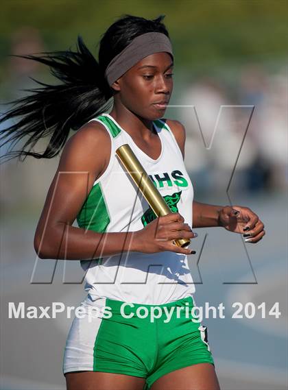 Thumbnail 2 in CIF SS Track and Field Masters Meet (Girls Events) photogallery.