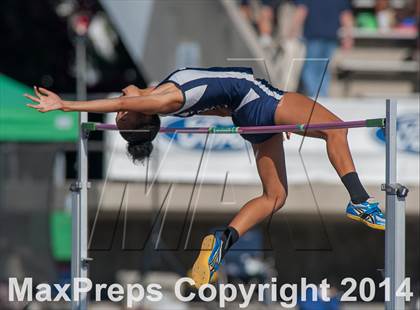 Thumbnail 1 in CIF SS Track and Field Masters Meet (Girls Events) photogallery.