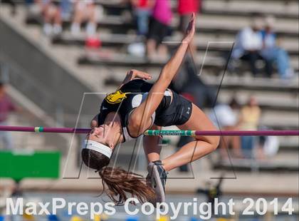 Thumbnail 1 in CIF SS Track and Field Masters Meet (Girls Events) photogallery.