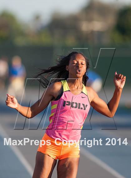 Thumbnail 3 in CIF SS Track and Field Masters Meet (Girls Events) photogallery.