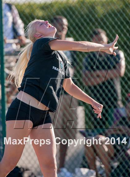 Thumbnail 1 in CIF SS Track and Field Masters Meet (Girls Events) photogallery.