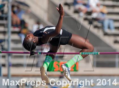 Thumbnail 1 in CIF SS Track and Field Masters Meet (Girls Events) photogallery.