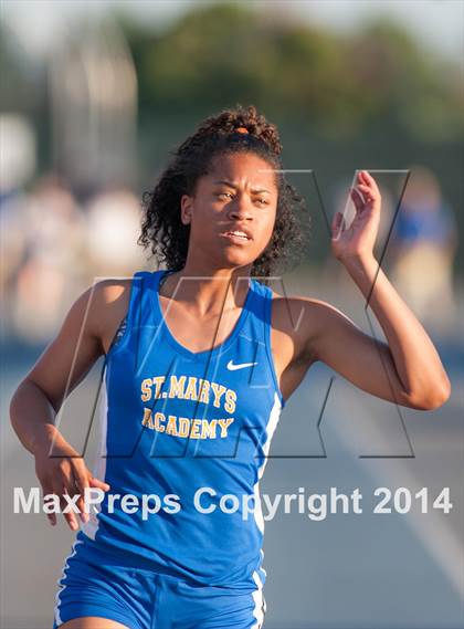 Thumbnail 1 in CIF SS Track and Field Masters Meet (Girls Events) photogallery.