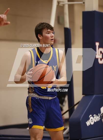 Thumbnail 3 in Pendleton vs. Colfax (Avista Holiday Tournament) photogallery.