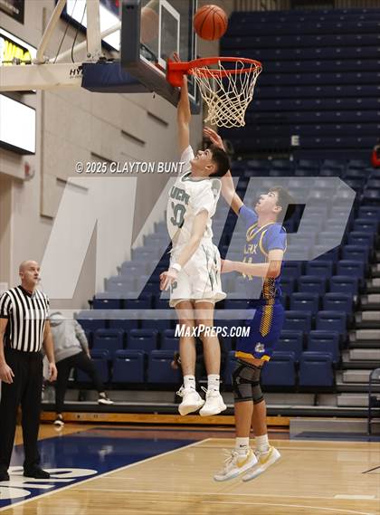 Thumbnail 3 in Pendleton vs. Colfax (Avista Holiday Tournament) photogallery.