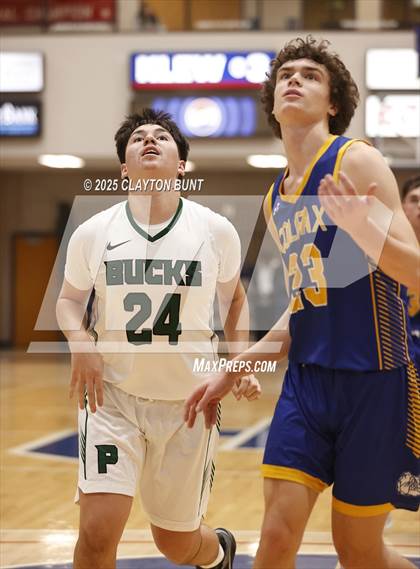 Thumbnail 3 in Pendleton vs. Colfax (Avista Holiday Tournament) photogallery.