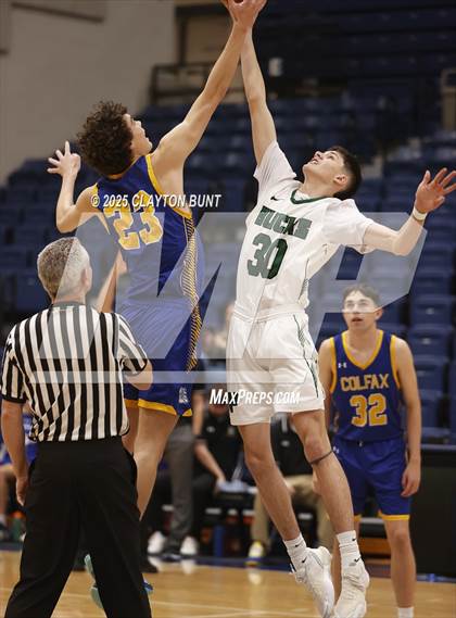 Thumbnail 1 in Pendleton vs. Colfax (Avista Holiday Tournament) photogallery.