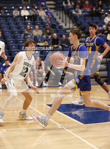 Thumbnail 2 in Pendleton vs. Colfax (Avista Holiday Tournament) photogallery.