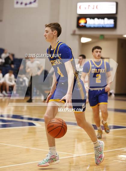Thumbnail 2 in Pendleton vs. Colfax (Avista Holiday Tournament) photogallery.