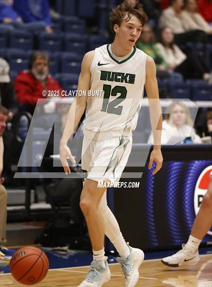 Thumbnail 3 in Pendleton vs. Colfax (Avista Holiday Tournament) photogallery.