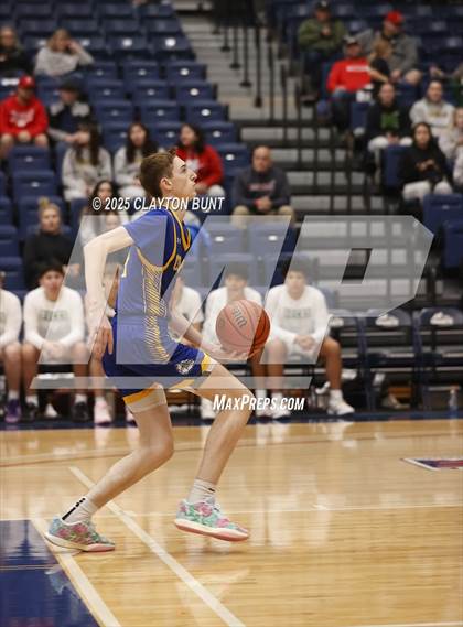 Thumbnail 2 in Pendleton vs. Colfax (Avista Holiday Tournament) photogallery.