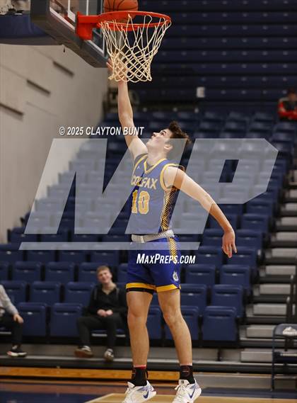 Thumbnail 2 in Pendleton vs. Colfax (Avista Holiday Tournament) photogallery.