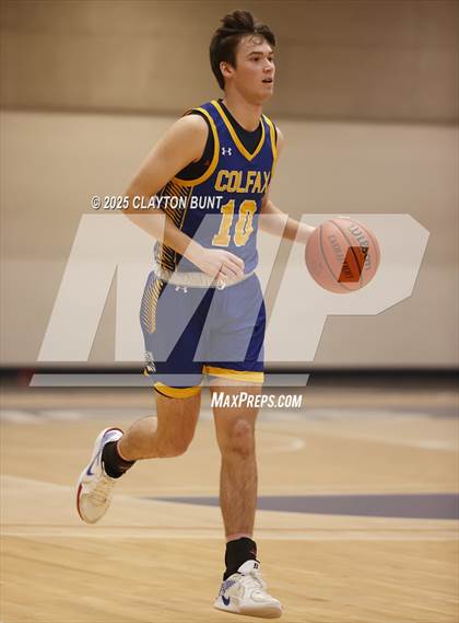 Thumbnail 2 in Pendleton vs. Colfax (Avista Holiday Tournament) photogallery.