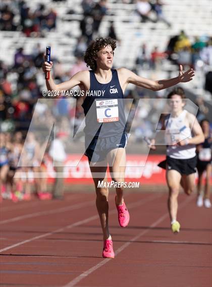 Thumbnail 3 in Penn Relays (Distance Medley) photogallery.