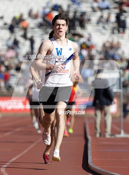 Thumbnail 3 in Penn Relays (Distance Medley) photogallery.