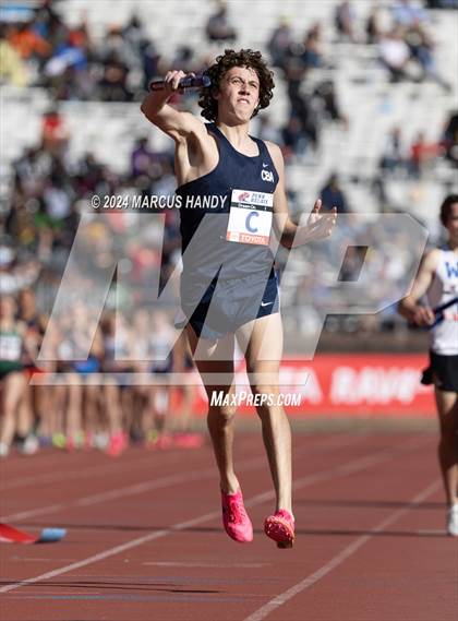 Thumbnail 3 in Penn Relays (Distance Medley) photogallery.