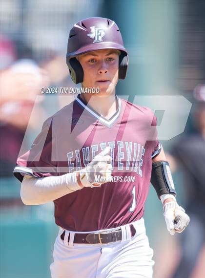 Thumbnail 2 in Ira vs. Fayetteville (UIL 1A Baseball Final) photogallery.