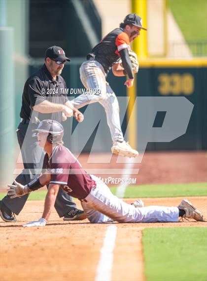 Thumbnail 2 in Ira vs. Fayetteville (UIL 1A Baseball Final) photogallery.