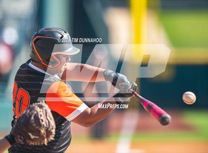 Thumbnail 1 in Ira vs. Fayetteville (UIL 1A Baseball Final) photogallery.