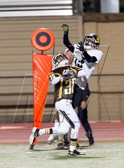 Thumbnail 1 in Hill @ St. Francis (CIF CCS D2 Playoff) photogallery.