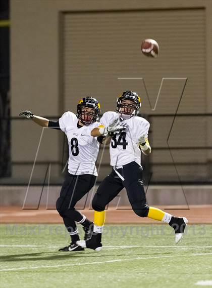 Thumbnail 2 in Hill @ St. Francis (CIF CCS D2 Playoff) photogallery.