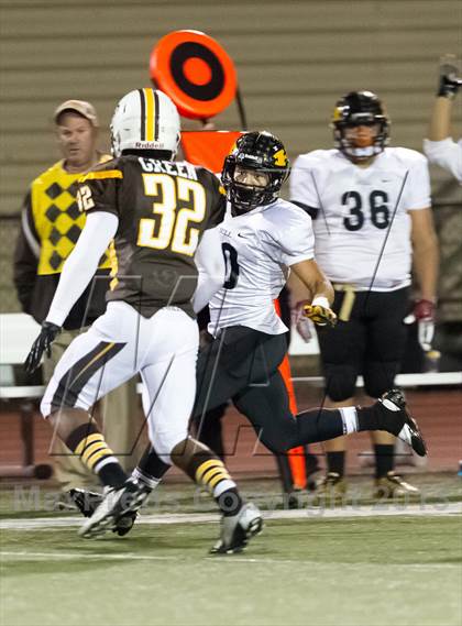 Thumbnail 3 in Hill @ St. Francis (CIF CCS D2 Playoff) photogallery.