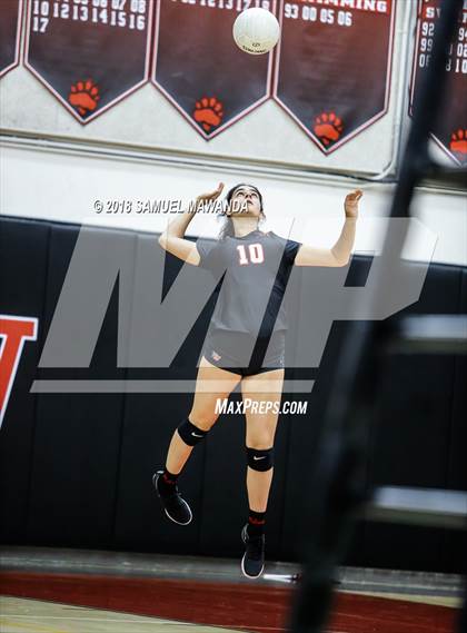 Thumbnail 2 in Redondo Union @ Harvard-Westlake photogallery.