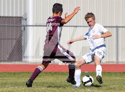 Thumbnail 2 in Dayton @ Yerington photogallery.