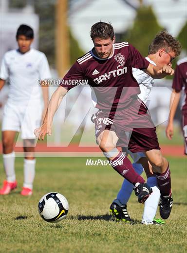 null - Photo 01