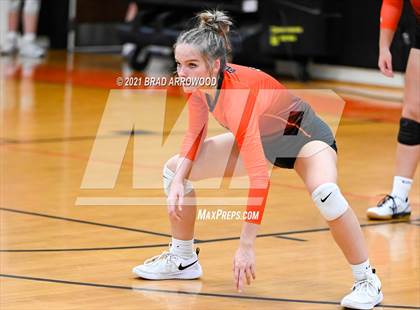 Thumbnail 2 in Ledford @ North Davidson photogallery.