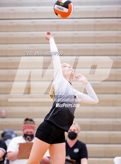 Thumbnail 1 in Ledford @ North Davidson photogallery.