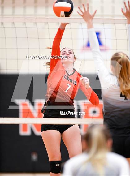 Thumbnail 2 in Ledford @ North Davidson photogallery.