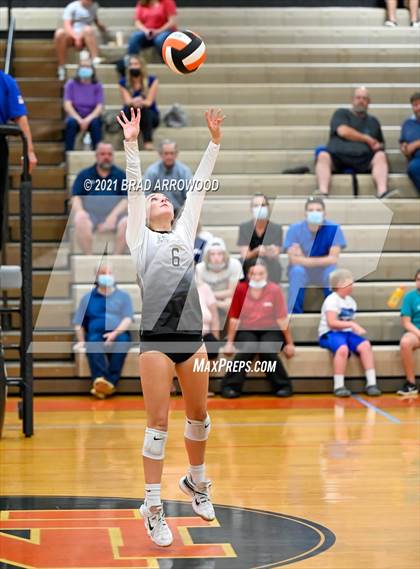 Thumbnail 1 in Ledford @ North Davidson photogallery.